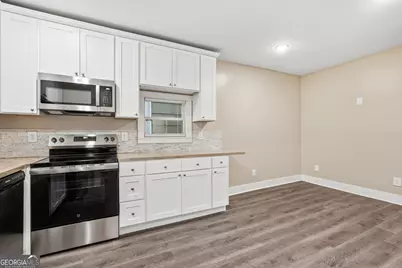 716 W 38th Street, Savannah, GA 31415 - Photo 7