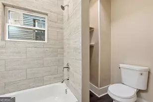 716 W 38th St, Savannah, GA 31415 - Photo 11