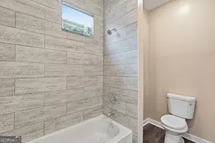 716 W 38th St, Savannah, GA 31415 - Photo 23