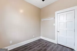 716 W 38th St, Savannah, GA 31415 - Photo 15