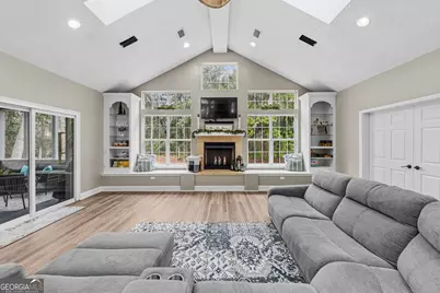 811 Riverview Drive W, Saint Marys, GA 31558 - Photo 5