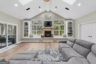 811 Riverview Dr W, Saint Marys, GA 31558 - Photo 5