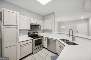 1704 Frederica Rd, Saint Simons, GA 31522 - Photo 3