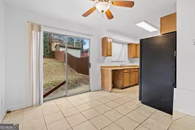 2560 Picardy Circle N #A, College Park, GA 30349 - Photo 15