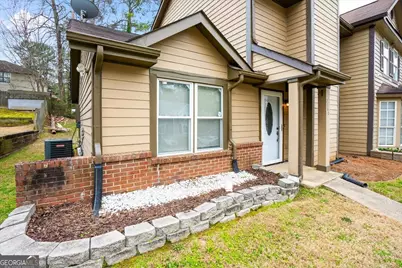 2560 Picardy Circle N #A, College Park, GA 30349 - Photo 3