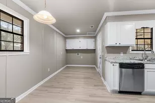 545 S 5th St, Jesup, GA 31545 - Photo 5