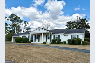 1206 Center Drive, Vidalia, GA 30474 - Photo 1