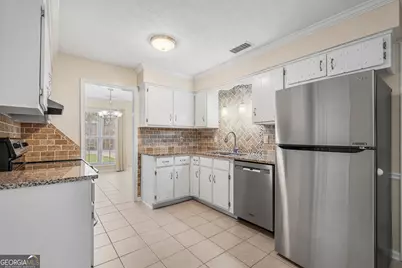 125 Hazel Way, Lagrange, GA 30241 - Photo 7