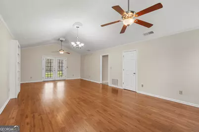 125 Hazel Way, Lagrange, GA 30241 - Photo 13