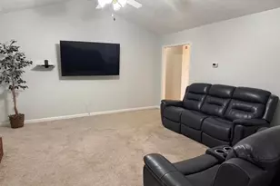 4165 Eden Valley Dr, Loganville, GA 30052 - Photo 5