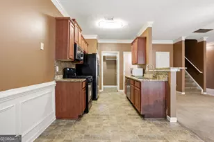 3880 Roses Trail, Fairburn, GA 30213 - Photo 7