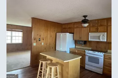 109 Lincoln Drive, Glennville, GA 30427 - Photo 3