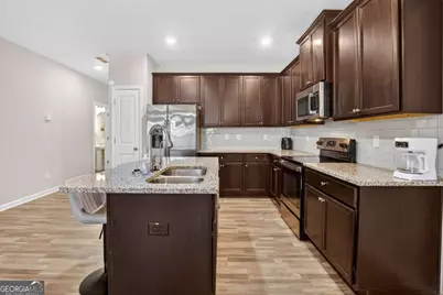 4918 Lower Elm #1, Atlanta, GA 30349 - Photo 9