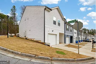 4918 Lower Elm #1, Atlanta, GA 30349 - Photo 3