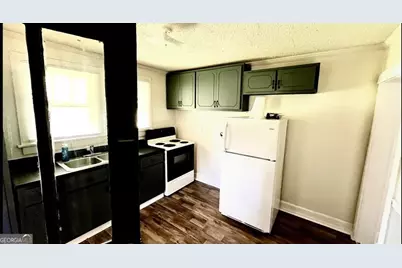 702 E Waring Street E, Waycross, GA 31502 - Photo 11