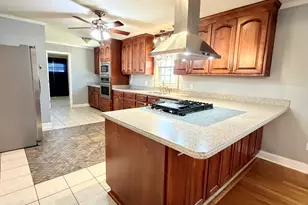 560 Greencrest Dr, Athens, GA 30605 - Photo 9