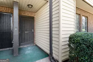 3254 Strawberry Ln, Decatur, GA 30034 - Photo 5