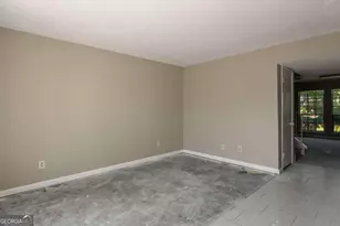 3254 Strawberry Ln, Decatur, GA 30034 - Photo 7