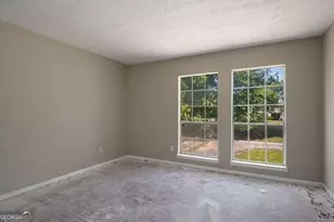 3254 Strawberry Ln, Decatur, GA 30034 - Photo 11
