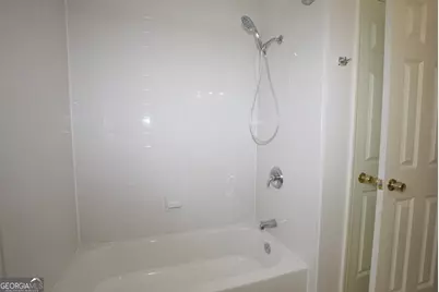 302 Strawberry Lane SE, Lindale, GA 30147 - Photo 13