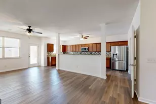 323 Haywood Dr, Kathleen, GA 31047 - Photo 9