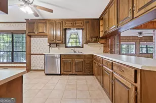 188 South Steel Bridge Road SE, Eatonton, GA 31024 - Photo 3