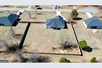 129 Amanda Drive, Byron, GA 31008 - Photo 13