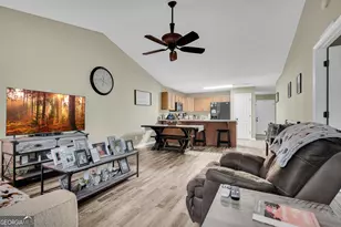 3953 Hidden Hollow Dr, Gainesville, GA 30506 - Photo 11