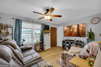 538 Valleyview Drive, Winder, GA 30680 - Photo 11