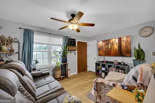 538 Valleyview Dr, Winder, GA 30680 - Photo 11