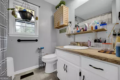 538 Valleyview Drive, Winder, GA 30680 - Photo 25