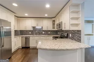 1885 D'Youville Ln, Brookhaven, GA 30341 - Photo 15