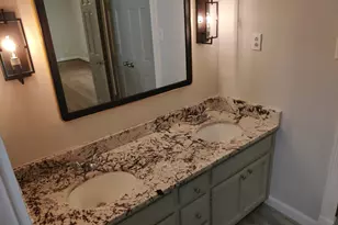 7640 Ryefield Dr, Sandy Springs, GA 30350 - Photo 17