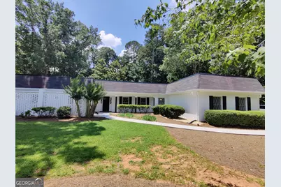 7640 Ryefield Drive, Sandy Springs, GA 30350 - Photo 5