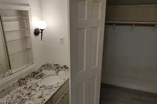 7640 Ryefield Dr, Sandy Springs, GA 30350 - Photo 21