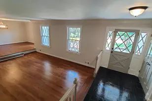 7640 Ryefield Dr, Sandy Springs, GA 30350 - Photo 11