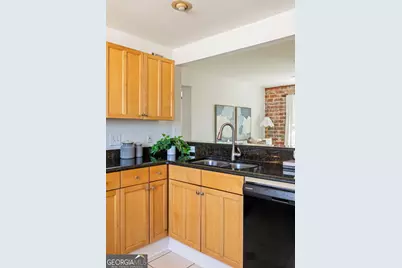 24 Daniel Street SE # 10, Atlanta, GA 30312 - Photo 11