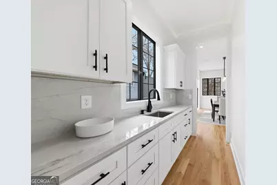 1385 Sylvan Circle NE, Brookhaven, GA 30319 - Photo 15