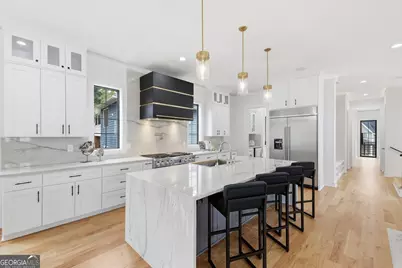 1385 Sylvan Circle NE, Brookhaven, GA 30319 - Photo 3