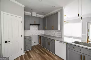 3338 Sims St, Hapeville, GA 30354 - Photo 11