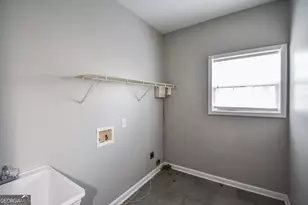 3338 Sims St, Hapeville, GA 30354 - Photo 29