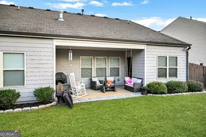 115 Creekside Bluff Way, Auburn, GA 30011 - Photo 3
