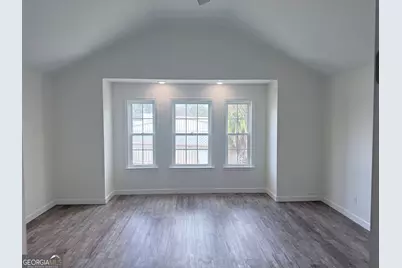 410 North Caswell #B, Glennville, GA 30427 - Photo 9