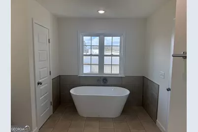 410 North Caswell #B, Glennville, GA 30427 - Photo 11