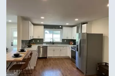 2425 Hillside Avenue, Decatur, GA 30032 - Photo 9