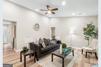 6035 Creekford Drive, Lithonia, GA 30058 - Photo 5