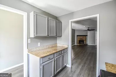 735 Oak Drive, Hapeville, GA 30354 - Photo 15