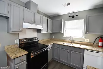 735 Oak Drive, Hapeville, GA 30354 - Photo 17