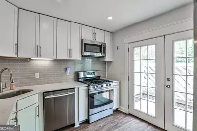 2302 Colonial Drive NE, Brookhaven, GA 30319 - Photo 11