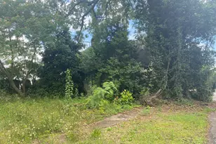 202 W Washington St, Bethel, NC 27812 - Photo 9